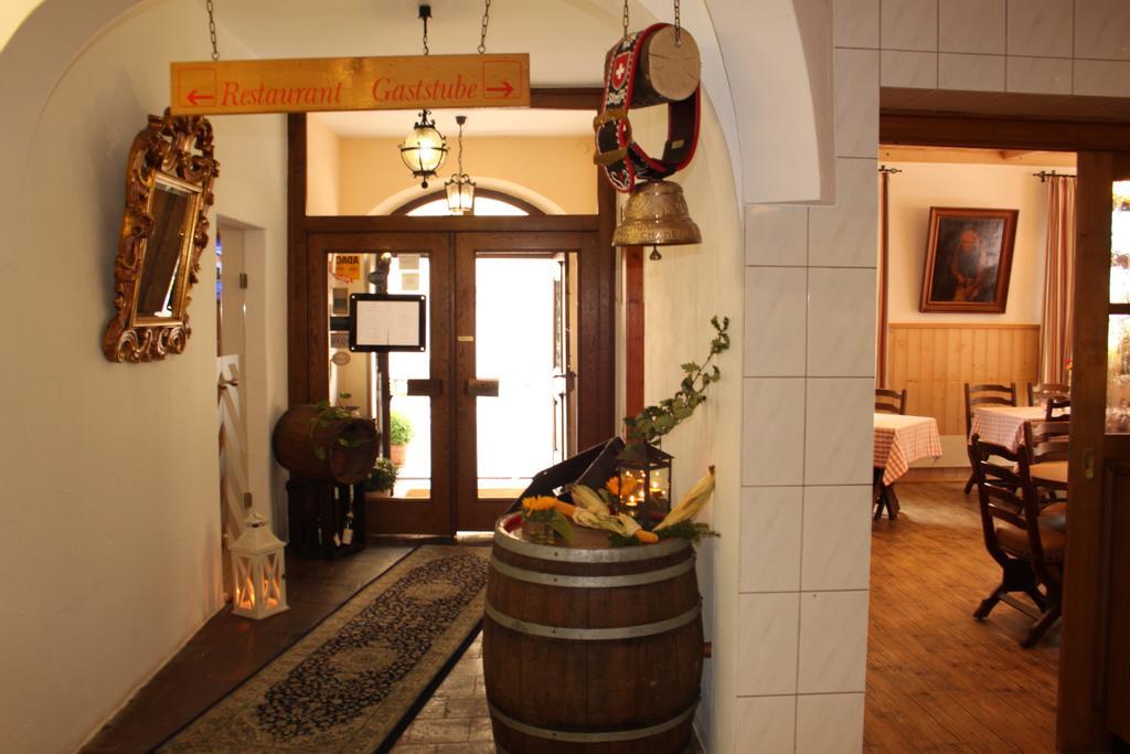 Hotel-Gasthof Die Post Brennerei Frankenhoehe Шиллингсфюрст Экстерьер фото